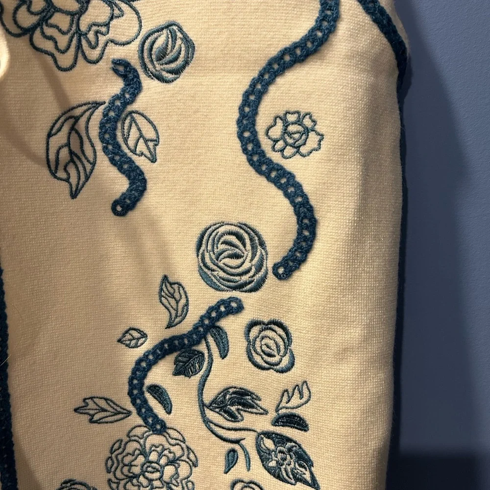 SO CUTE FOR SPRING! 🌻 DRIFTWOOD knit vest - Picture 5 of 6